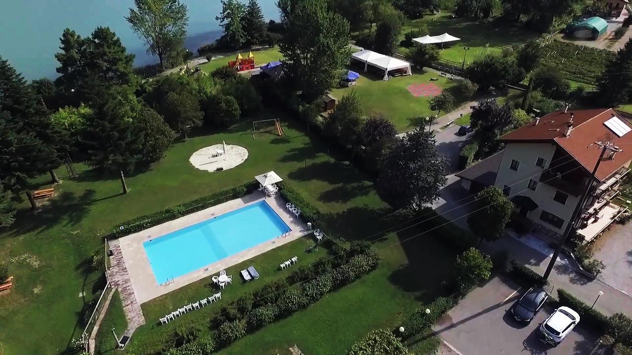 Albergo Miralaghi Padergnone Luaran gambar