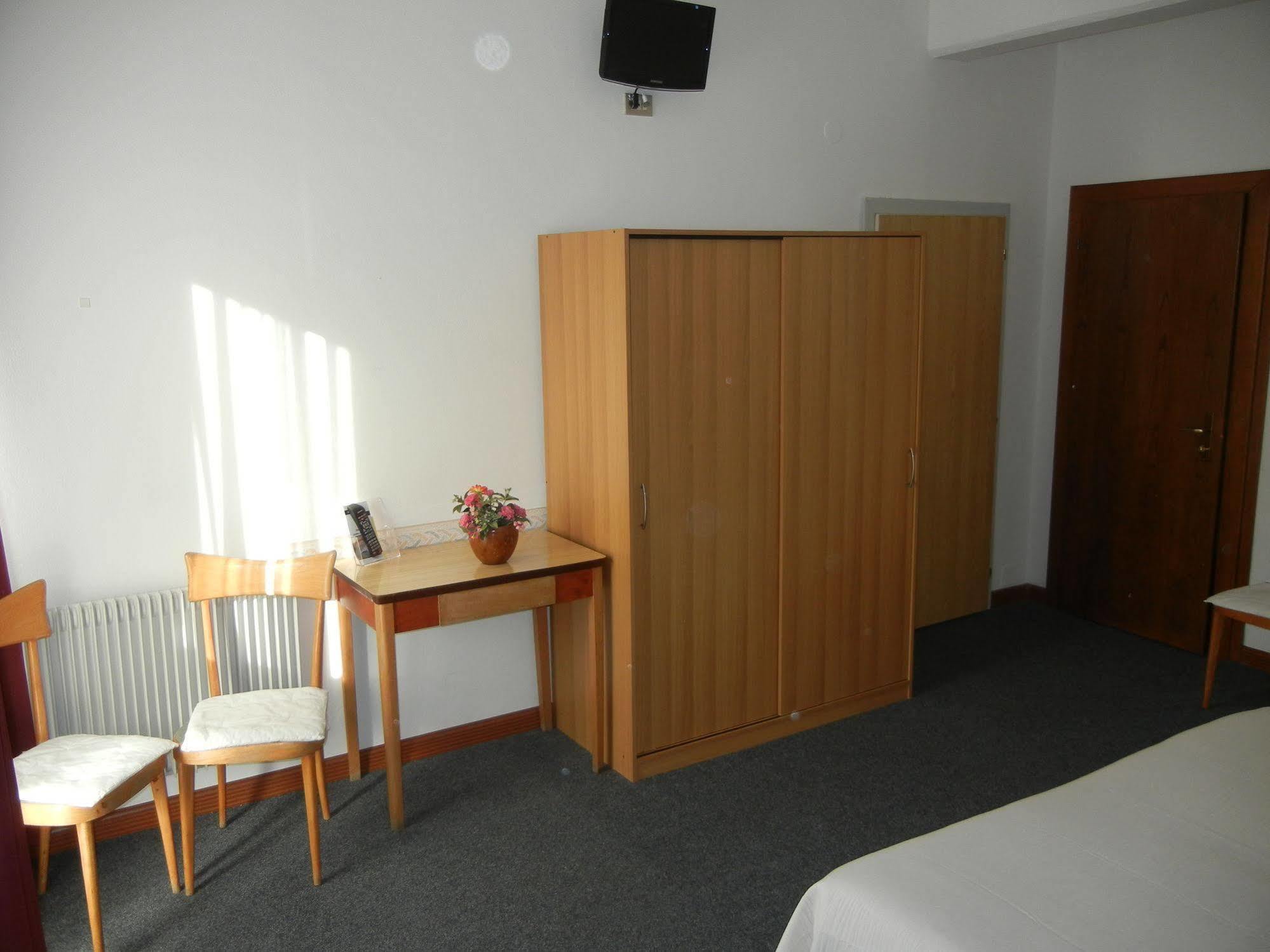 Albergo Miralaghi Padergnone Luaran gambar